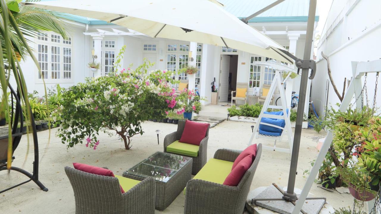 Fiyala Homestay Addu City ภายนอก รูปภาพ