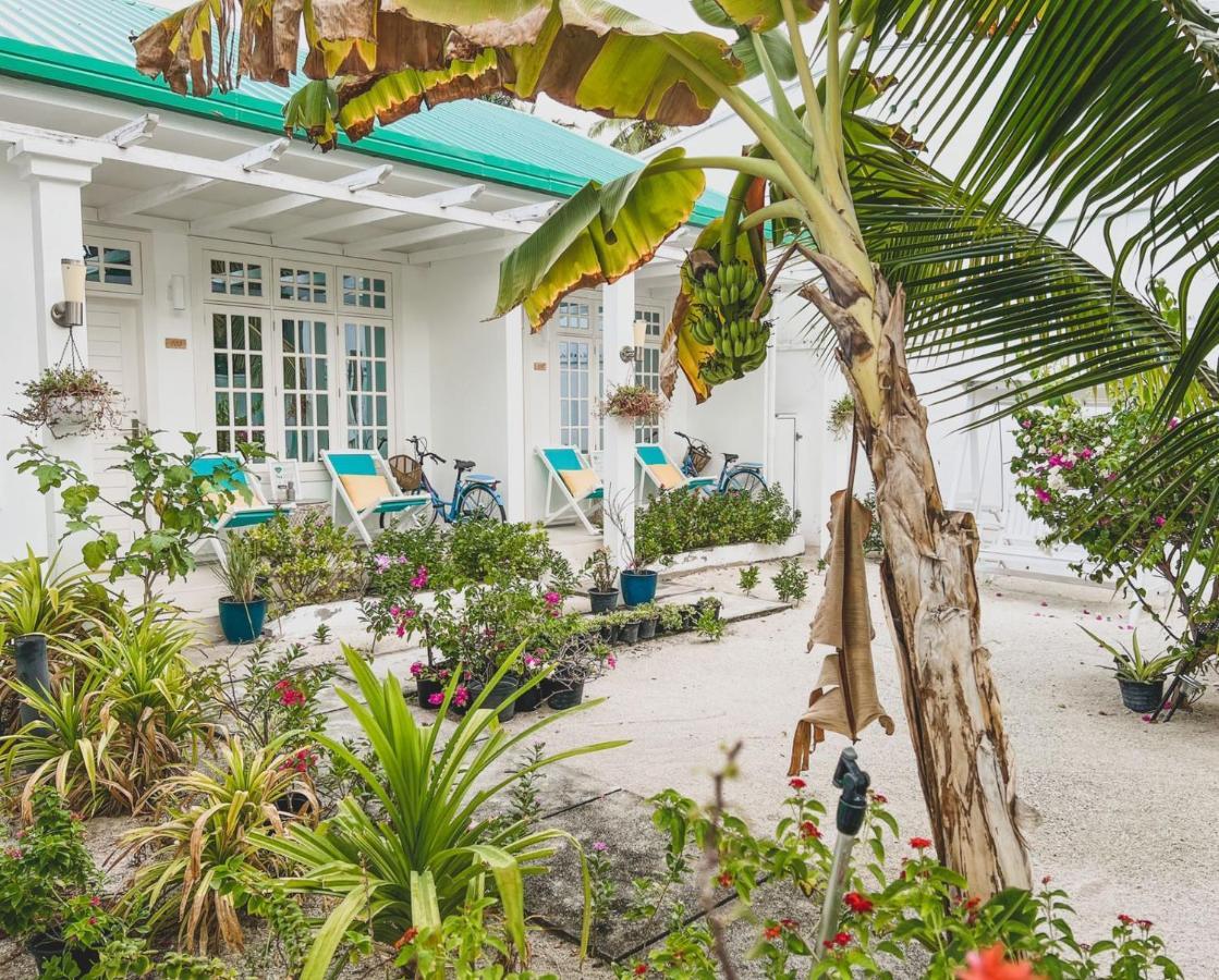 Fiyala Homestay Addu City ภายนอก รูปภาพ